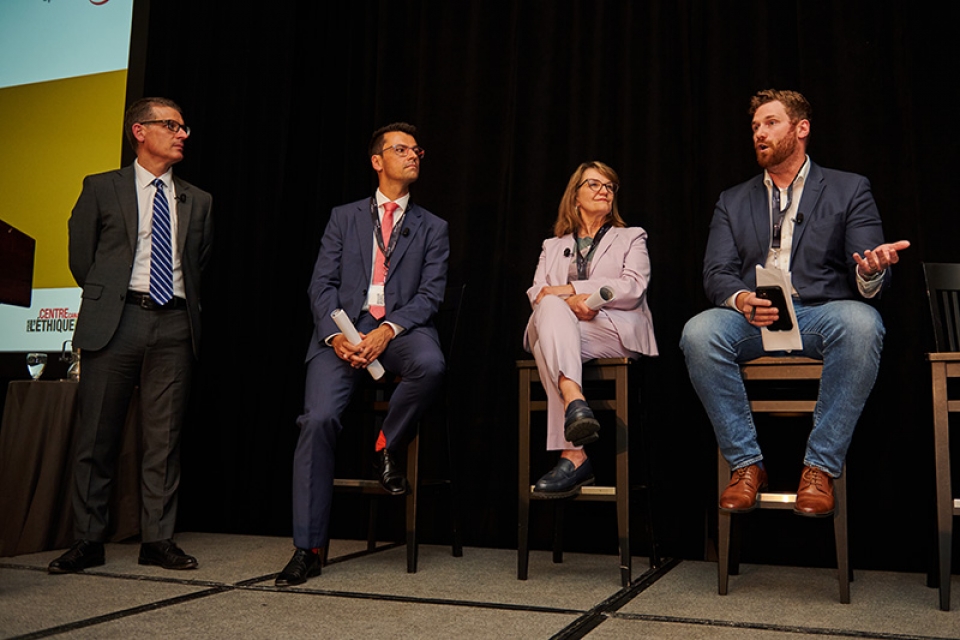 Panel sur les « Répercussions des paris sur un seul événement sportif sur la population canadienne » animé par Michael Copeland, Woodbine Entertainment, avec Dominic Mueser, Sportradar, Shelley White, Responsible Gambling Council, et Geoff Zochodne, Cover